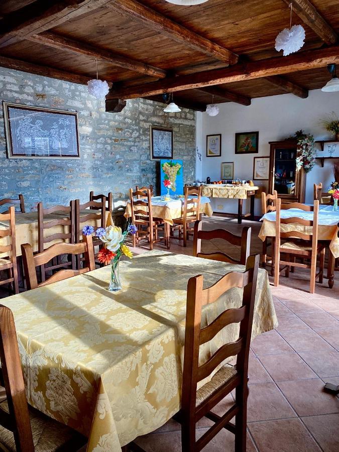 Agriturismo Pian Del Duca Vesime エクステリア 写真