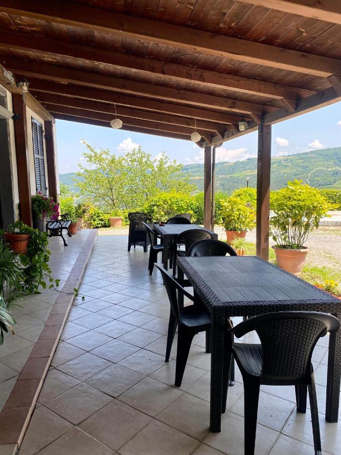 Agriturismo Pian Del Duca Vesime エクステリア 写真